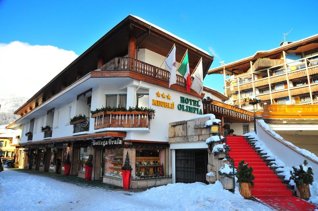 Hotel Olimpia Cortina dʼAmpezzo Exteriör bild